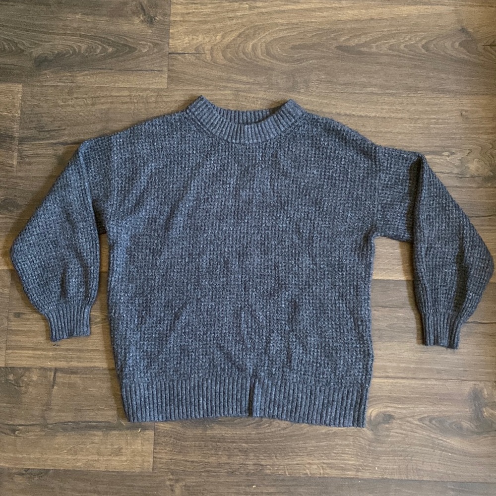 American Eagle knit sweater